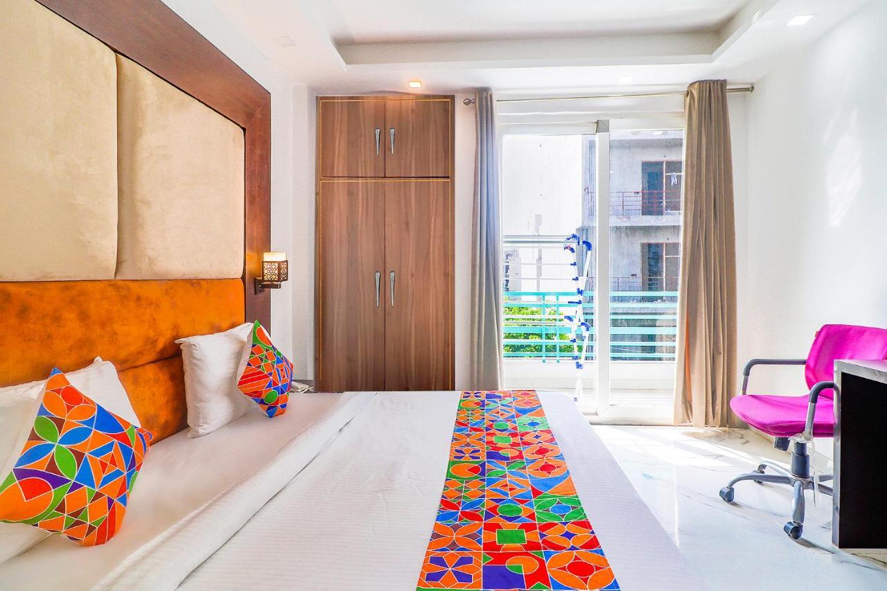 Fabhotel Kiara The Private Suites Гургаон Экстерьер фото